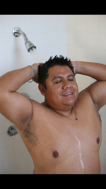 bigthickchubbydick: Hot Mexicano! So damm sexy