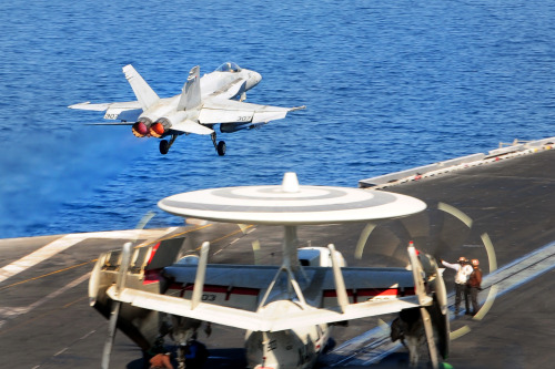 theworldairforce:  USS George H.W. Bush in the Persian Gulf, Oct. 10, 2014via Global Aviation Report