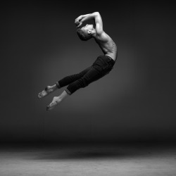 balletboys1:  Jackson Fisch photography Peter