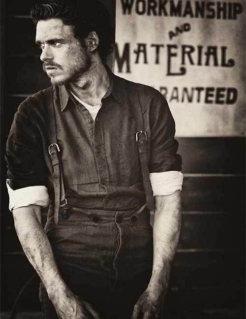 thelovelyrichardmadden-deactiva:Richard Madden  »  new Klondike promo stills