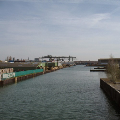 A Peek Into The #harbor #Dortmund 12.4.15 #latergram Canon PowerShot A620 (en Dortmund Port)