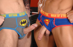 dilf-fan:  WELL-HUNG SUPERHEROS