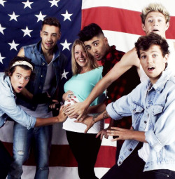 onedinection:  Here’s our pregnant asst editor @bethneil who interviewed the boys having her unborn child blessed by #1D 