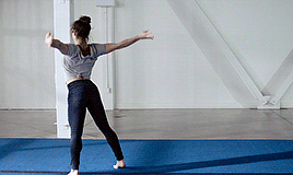 catalinaponors: Aly Raisman for Aéropostale (x)