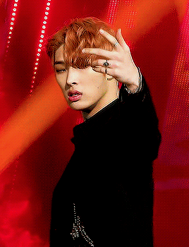 ateezedit:(200119) mingi fancam