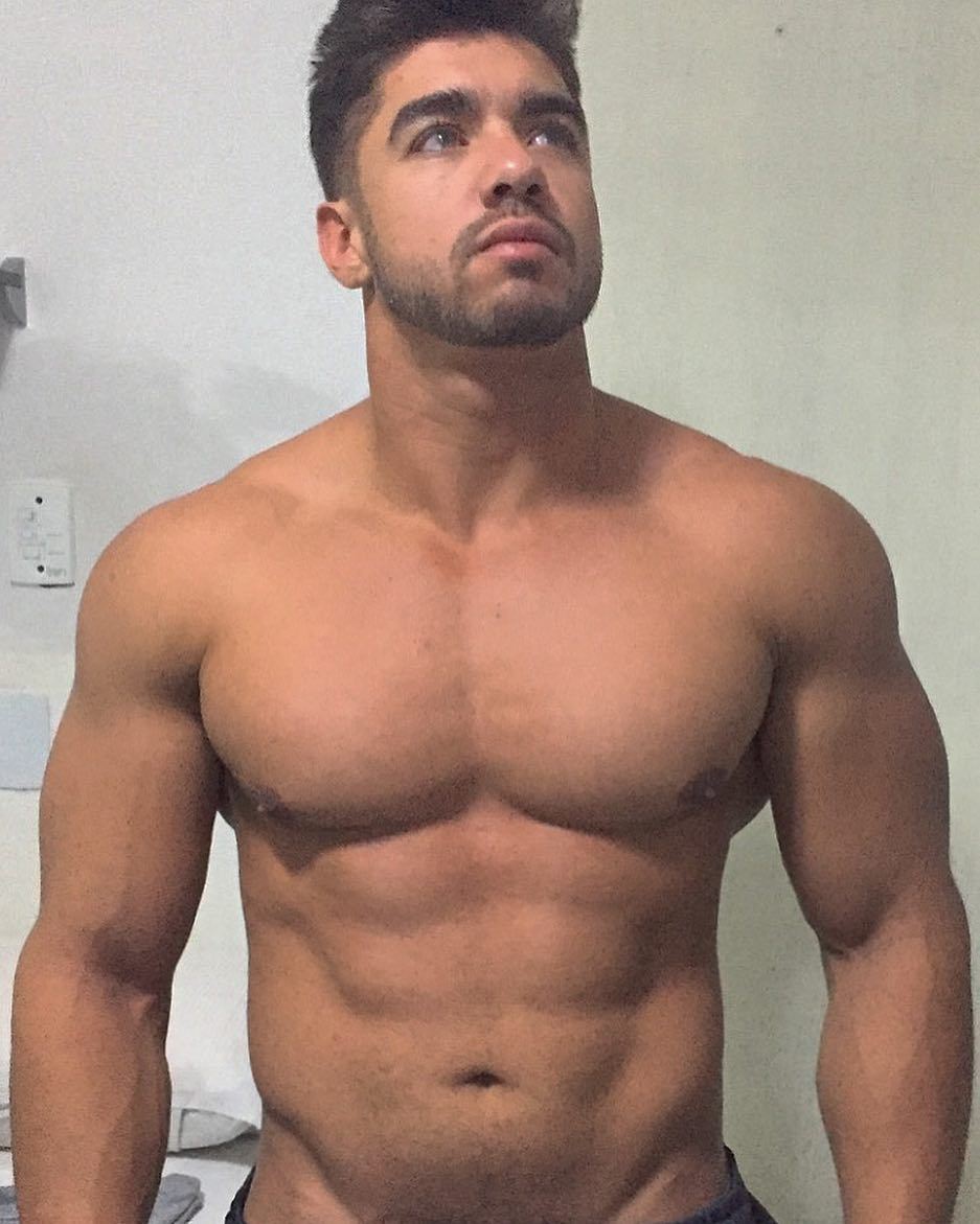 nicephysiques:  Leonardo Albuquerque (@leunardu100)