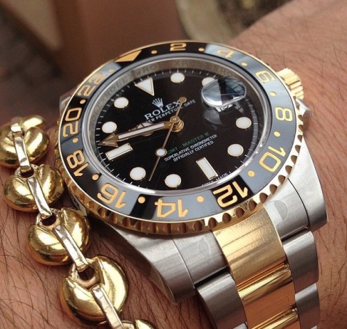 dapperedboy:  Rolex GMT-Master II ! 