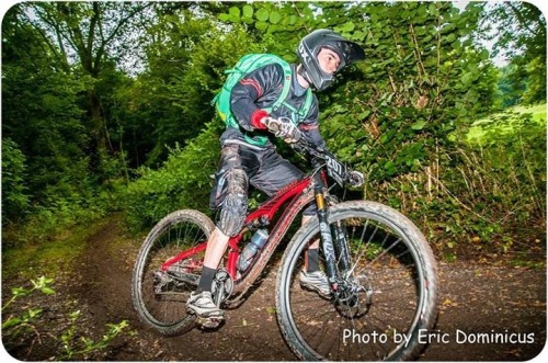 tworacing: Some pictures of the first race with the new teamcolors…