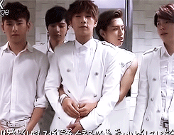 gyuishy-deactivated20141112:  infinite’s back hugs (づ￣ ³￣)づ ✰ ✰ ✰