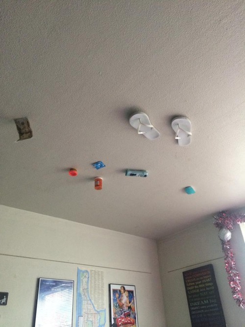 magical-beep-frog:  so my roommate pranked me today:  but i got her back:                      fun fact: I told her there were 29 but there were only 25                                     