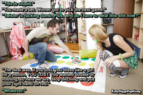 Porn katyssissycaptions:  Twister photos