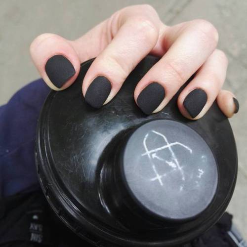 #mattenails #black new #manicure #powdereffect (at Praga-Południe)