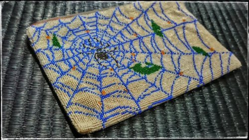 Nice antique spider-themed items (business card holder, beaded bag, tobacco tray, paperweight) seen 