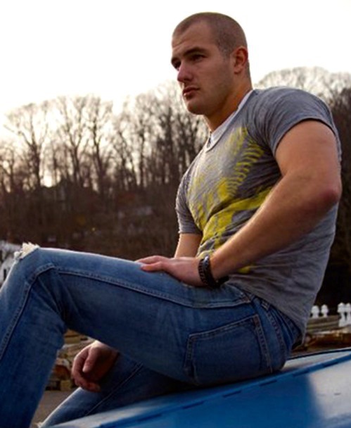 phd-bullrider:  Nice and firm body!