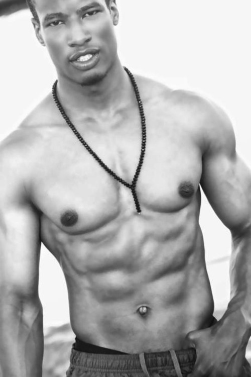 sugabear42:  traplat:  Nice  Suckable nips! Yum