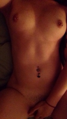 bongrips-piercednips:  -Sarah 👽