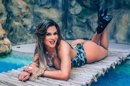 travestis-bonitas:  Sasha Martory http://sashatravesti.blogspot.com.es/ 