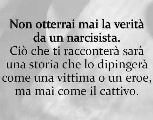 I soggetti affetti da narcisismo patologico non sono interessati alle sofferenze degli altri e nemmeno ad essere di supporto quando è necessario, sono annoiati o innervositi da situazioni che non riescono a capire e a gestire emotivamente. Sono...