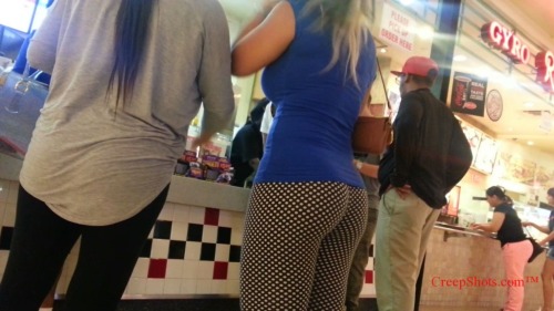 creepshots: It’s a poka-dot party!!! https://shar.es/15M4gJJoin CreepShots.com for only $1.33/mo to 