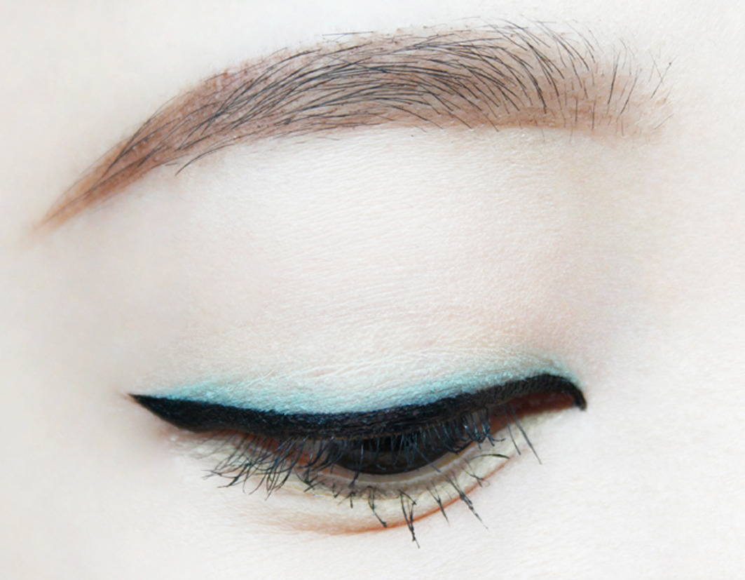 k-ayo:  CLIO Gelpresso Waterproof Pastel Upper Liner ₩ 8,400  