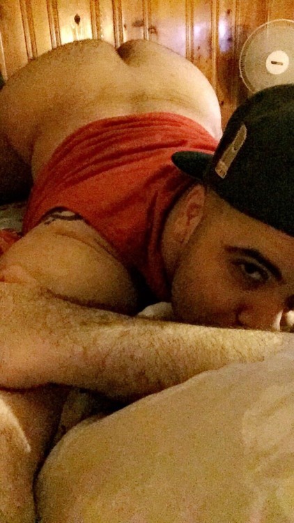 rnbprince25:  rnbprince25:  Hey boys 😈  I need a daddy asap