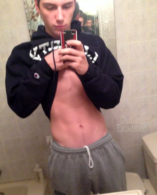 dudes-exposed:  Exclusive: 19-year old cutie from New York w/ Massive cock!