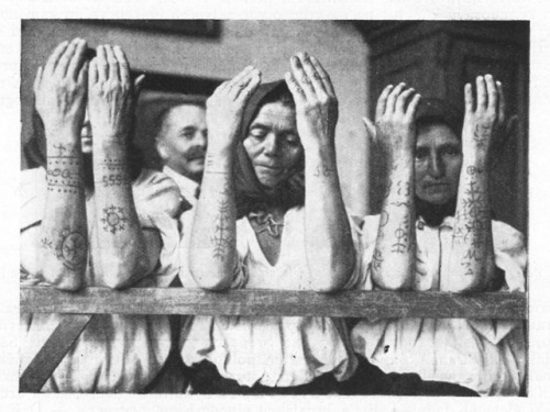 bookoffixedstars: Tattooed women from Bosnia (near Bihać), 1920s. source