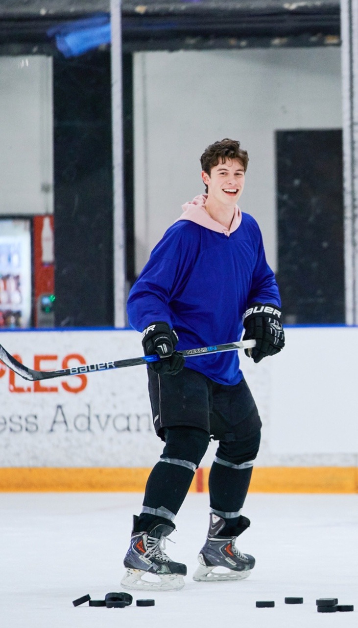 shawn mendes hockey jersey