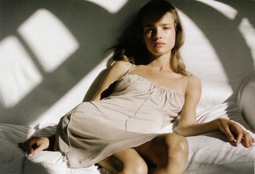 puppetwithapistol:Natalia Vodianova for Calvin Klein S/S 2003.