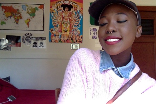 taaterth0t:hi hello happy valentines day from the bae area i will be loving on myself all day dont sleep  god damn