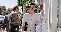 beaufortplace:  Get to know me meme: Romantic movies Pretty Woman (1990)  “So what
