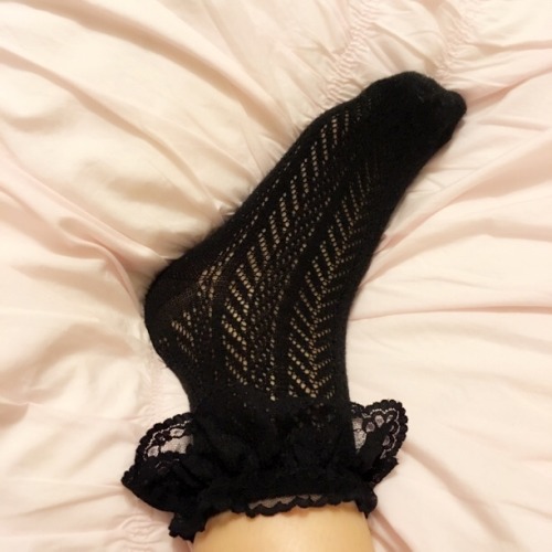 Black Lace Pointelle Sock ✨
