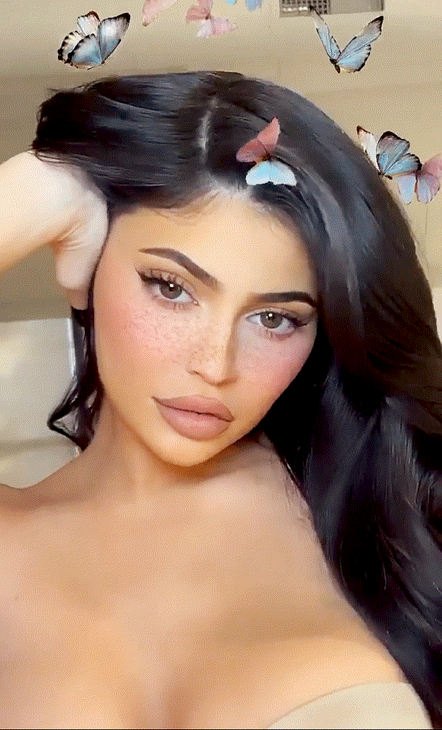 goddesskylie:𝙆𝙮𝙡𝙞𝙚 𝙅𝙚𝙣𝙣𝙚𝙧 𝙎𝙪𝙥𝙧𝙚𝙢𝙖𝙘𝙮.