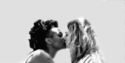 noelfshr:  I don’t want my trouble hurting anybody else. You mean our trouble.