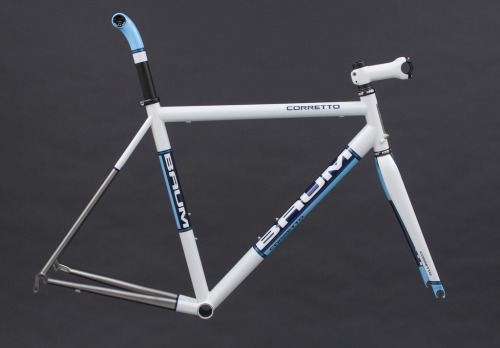 ds-12:  GTB, Deep Crystal Blue, Duck Egg Blue, Blue Sirena, Corretto (by Baum Cycles)