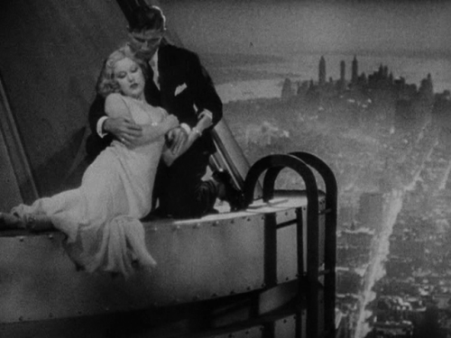 Fay Wray and Bruce Cabot in “King Kong” (1933)