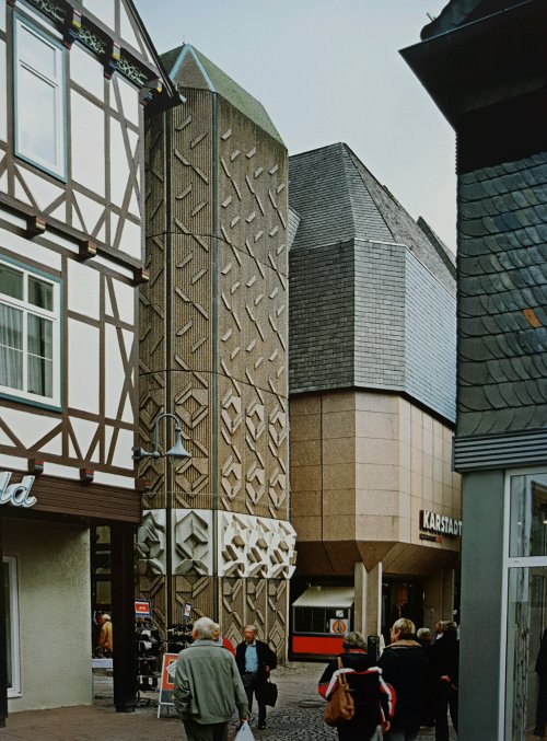 germanpostwarmodern: Department Store “Karstadt” (1976-78) in Goslar, Germany, by Walter Brune