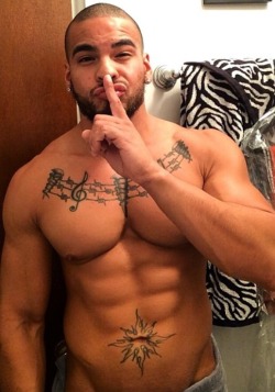 shannonsease:  hotthickboys:  Follow the Blog http://hotthickboys.tumblr.com/  Beautiful