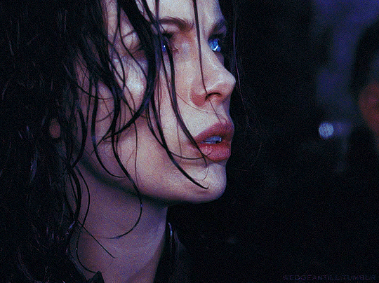 wedgeantill:2022 Halloween Marathon↳ Underworld: Evolution (2006) dir. Len Wiseman