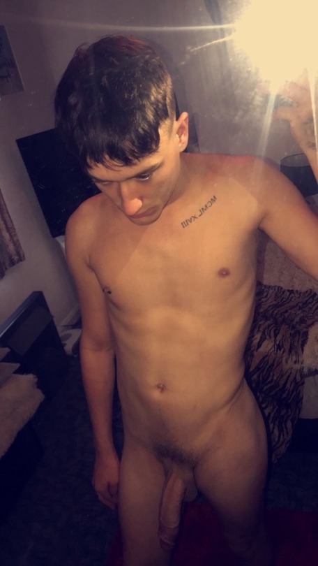 0nlythebestboys:  Www.0nlythebestboys.tumblr.com 🤤🍆