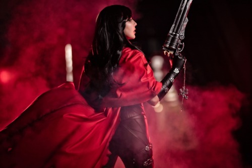 Vincent Valentine. Costume made and worn by Shemayne. Photos by Affliction Cosplay Photography. Cerb