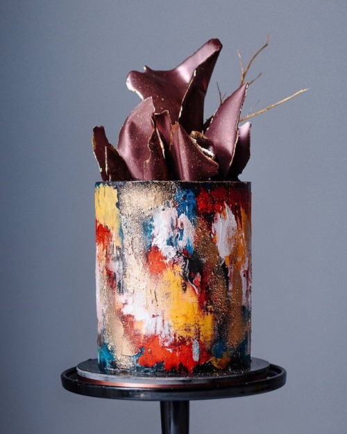 ladyyatexel:capncrystal:sosuperawesome:Cake Art by Julián Ángel on InstagramFollow So Super Awesome 