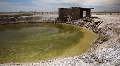 lanactrlaltdelrey:  It’s called the Salton Sea. It’s the largest body water in