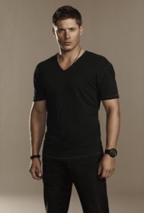 Porn famous-male-celeb-naked:  Jensen Ackles photos