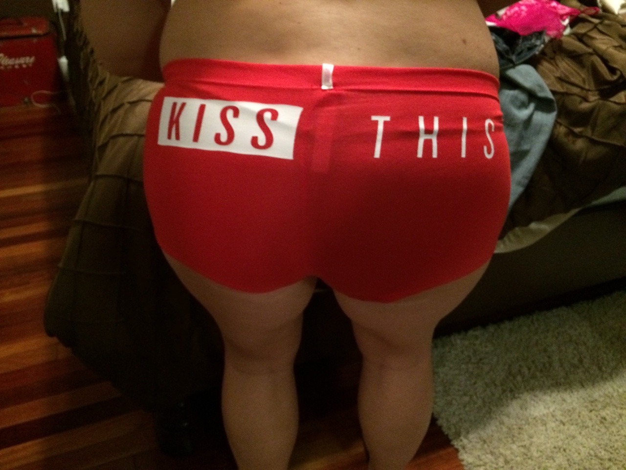 vs-pink-girls:  siliconefriend:  I love Mrs 425ccs new booty shorts!  Cute VS Pink