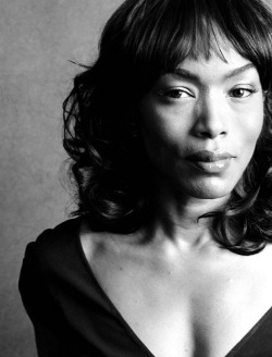 kayblank:  Angela Bassett - [27/x]  Her stats: