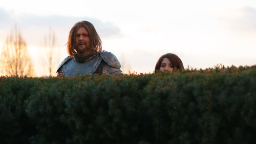 chairman-miaow:  The Hound &amp; Arya Stark Game of Thrones The Hound Arya Photography So excite