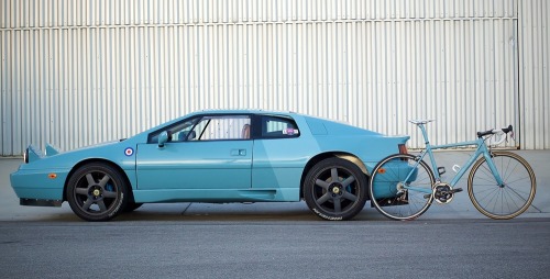cccycle:  Head over to the Ritte website to view the rest of their awesome Shop Car + Shop Bike phot