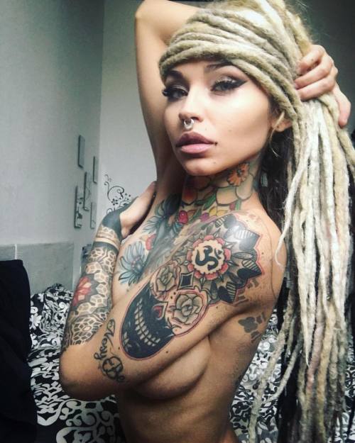 XXX nullygrub:  fishball-suicide:  @suicidegirls photo