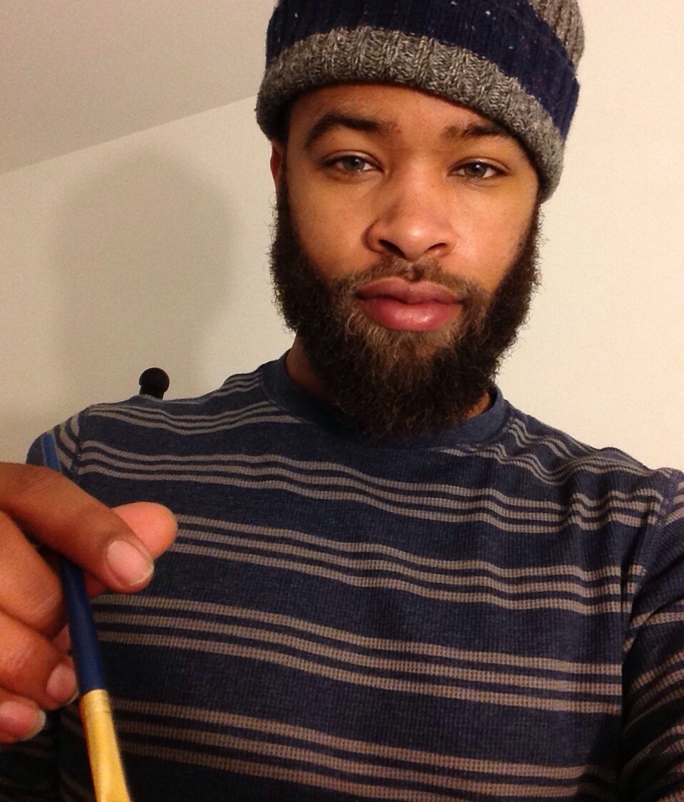 sleezedoutt:  Meet Davon. He’s an Artist 